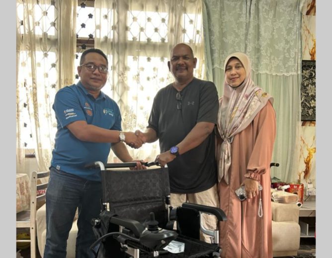 Visit & Treat | Kunjungan Susulan Skuad YAKEB Prihatin Bersama Adnan Ibrahim