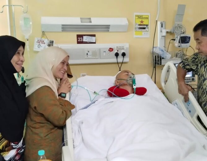 Visit & Treat - Skuad YAKEB Prihatin @ Hospital Putrajaya.Hari ini, Skuad YAKEB Prihatin telah